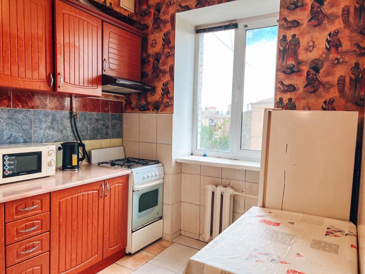 Apartment Near Metro Station Darnitsa Kiew Exterior foto