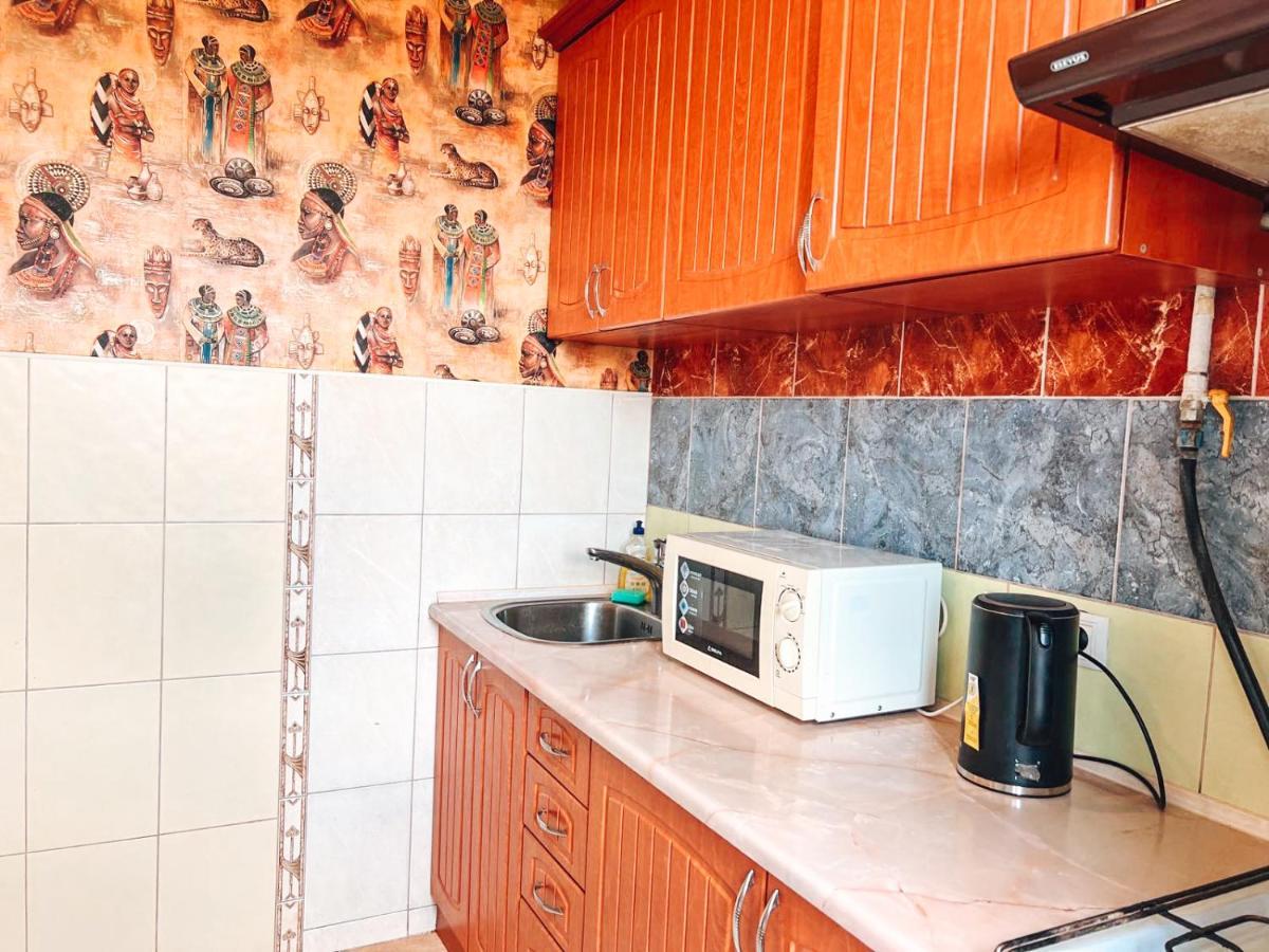 Apartment Near Metro Station Darnitsa Kiew Exterior foto